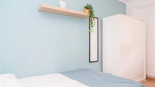 Rooms in Zaragoza - photo 4