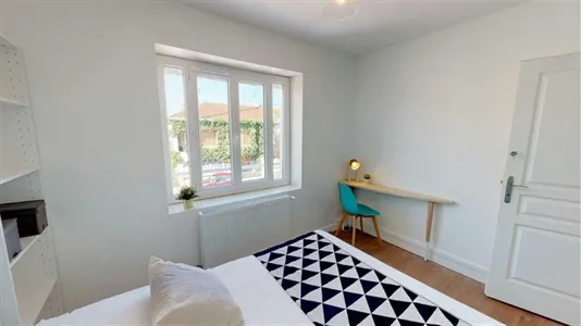 Rooms in Lyon - photo 2