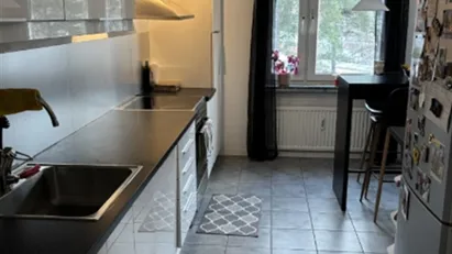 Västerås - 2rok - 6mån - 7.475kr/mån