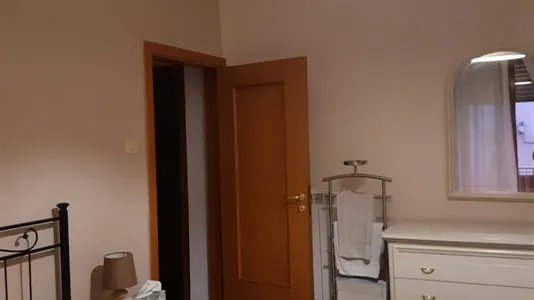 Rooms in Napoli Municipalità 4 - photo 4