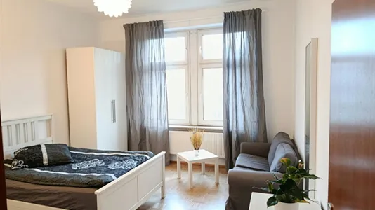 Rooms in Location is not specified - photo 1