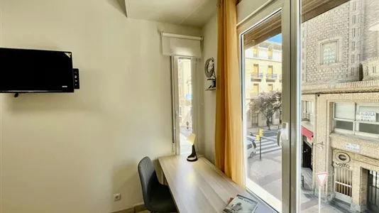 Rooms in Zaragoza - photo 6