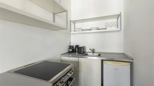 Apartments in Location is not specified - photo 9