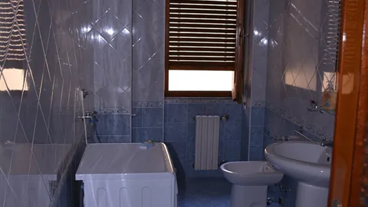 Rooms in Cagliari - photo 4