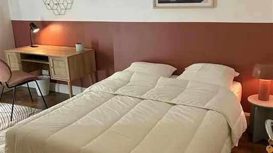 Rooms in Paris 8ème arrondissement - photo 2