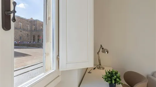 Rooms in Florence - photo 5