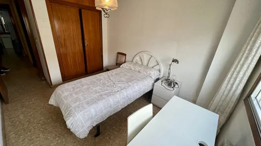 Rooms in Zaragoza - photo 2