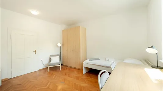 Rooms in Besnica - photo 3