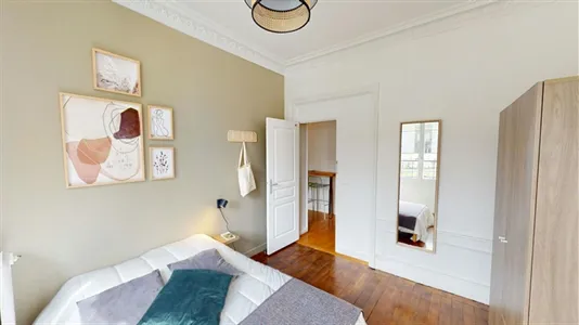 Rooms in Paris 15ème arrondissement - photo 2