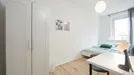 Room for rent, Berlin, &lt;span class=&quot;blurred street&quot; onclick=&quot;ProcessAdRequest(9894903)&quot;&gt;&lt;span class=&quot;hint&quot;&gt;See streetname&lt;/span&gt;[xxxxxxxxxxxxx]&lt;/span&gt;