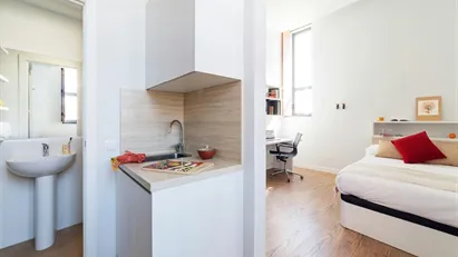 Room for rent in Alcalá de Henares, Comunidad de Madrid