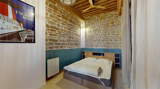 Apartments in Lyon - photo 4