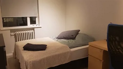 Room for rent in Reykjavík Hlíðar, Reykjavík