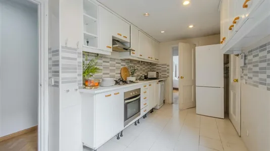 Rooms in Madrid Chamartín - photo 8