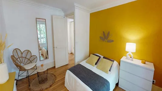 Rooms in Paris 17ème arrondissement - photo 3