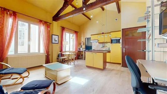 Apartments in Lyon - photo 2