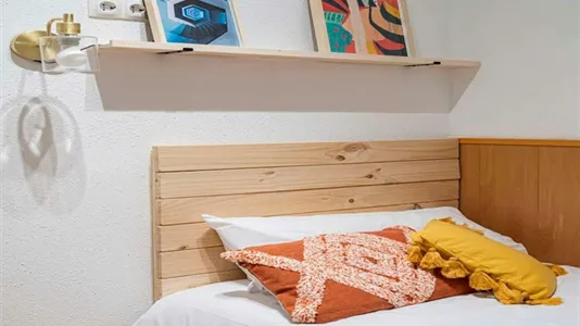 Rooms in Madrid Centro - photo 4