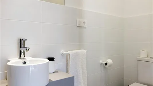 Apartments in Barcelona Eixample - photo 10