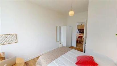 Room for rent in Nanterre, Île-de-France