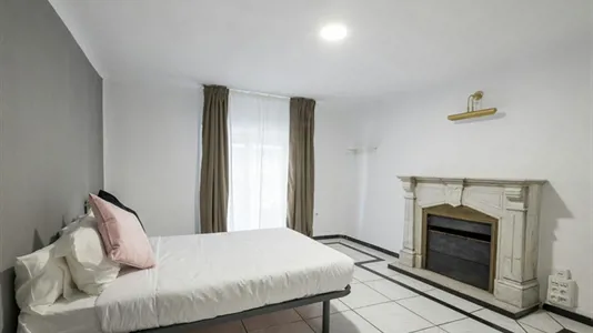 Rooms in Madrid Centro - photo 3