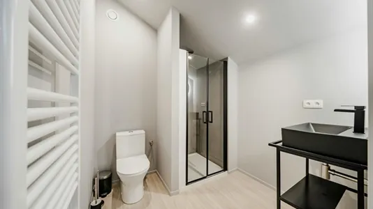 Rooms in Charleroi - photo 4