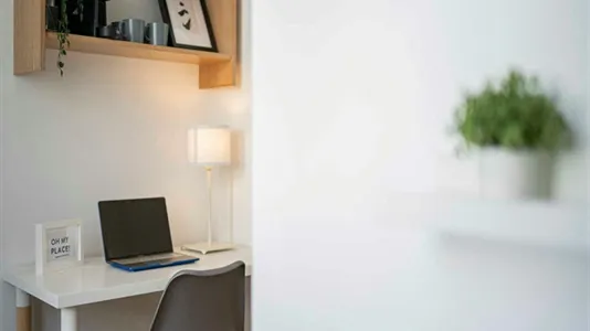 Rooms in Madrid Centro - photo 2