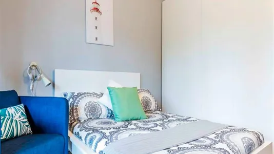 Rooms in Roma Municipio IX – EUR - photo 8