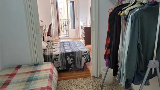 Rooms in Madrid Centro - photo 10