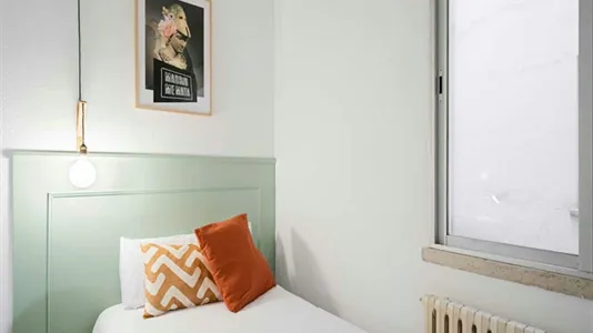 Rooms in Madrid Centro - photo 4