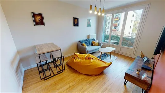 Rooms in Grenoble - photo 5