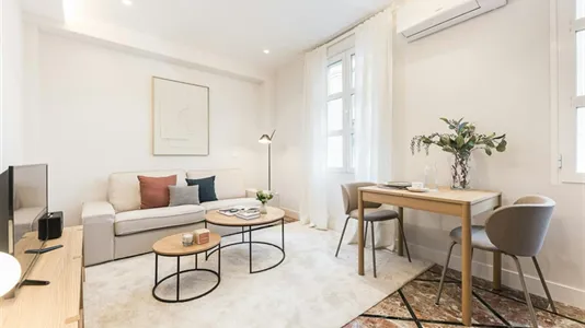 Apartments in Madrid Centro - photo 3