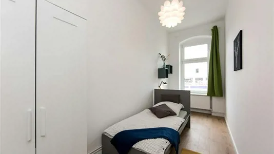 Rooms in Berlin Tempelhof-Schöneberg - photo 1