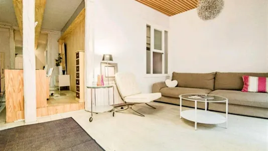 Apartments in Madrid Chamberí - photo 2