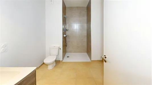 Apartments in Clermont-Ferrand - photo 9