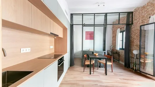 Apartments in Barcelona Ciutat Vella - photo 7