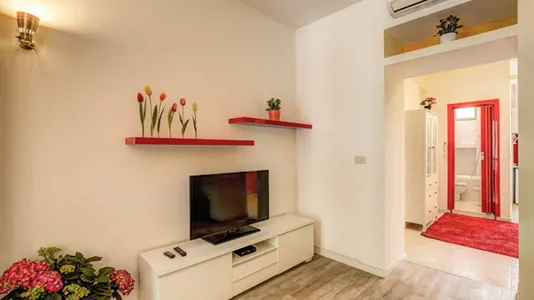 Apartments in Milano Zona 8 - Fiera, Gallaratese, Quarto Oggiaro - photo 3