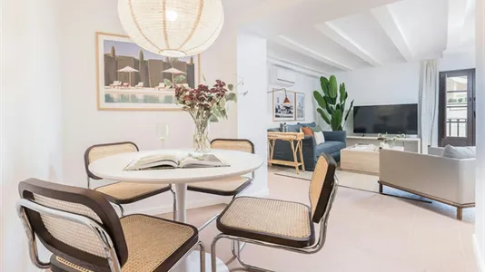 Apartments in Barcelona Ciutat Vella - photo 5