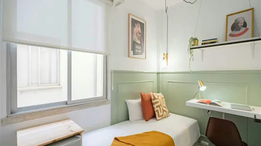 Rooms in Madrid Centro - photo 10