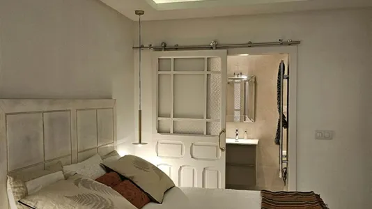 Apartments in Madrid Salamanca - photo 3