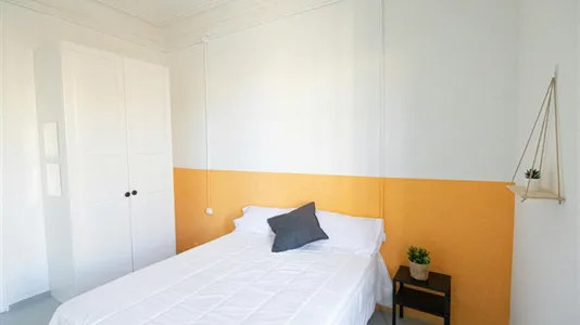 Rooms in Barcelona Eixample - photo 5