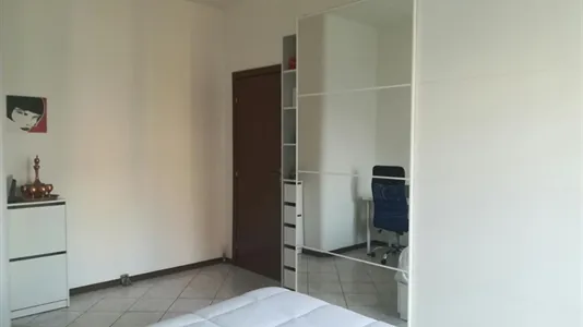 Rooms in Milano Zona 8 - Fiera, Gallaratese, Quarto Oggiaro - photo 3