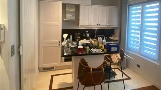 Apartments in Paris 10ème arrondissement - photo 9