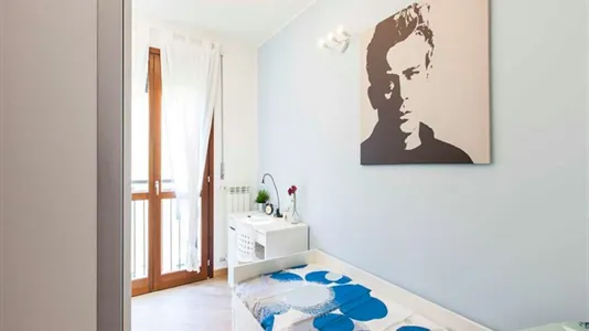 Rooms in Milano Zona 5 - Vigentino, Chiaravalle, Gratosoglio - photo 2