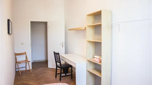 Rooms in Berlin Charlottenburg-Wilmersdorf - photo 1