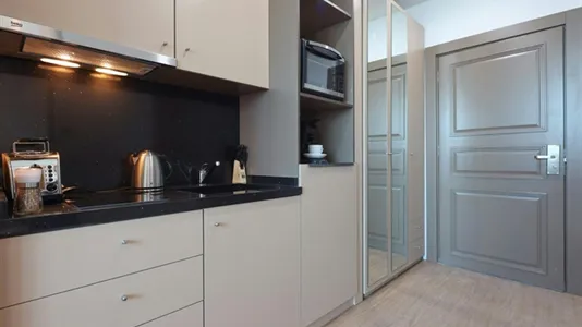 Apartments in Berlin Charlottenburg-Wilmersdorf - photo 8