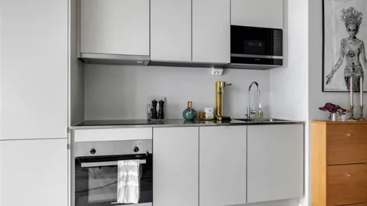 Apartments in Solna - photo 2