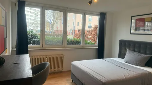 Apartments in Dusseldorf - photo 2