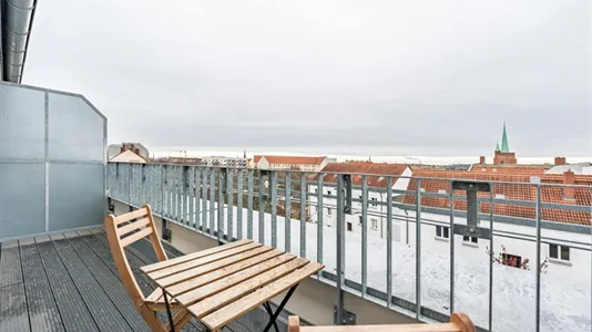 Apartments in Location is not specified - photo 10