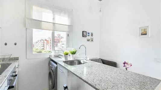 Apartments in Barcelona Eixample - photo 4