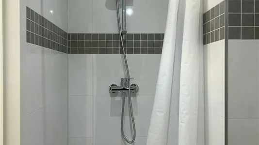 Rooms in Charleroi - photo 9